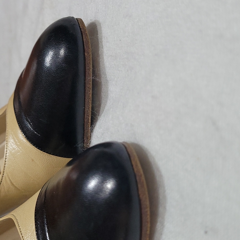 Authentic Chanel Loafer Leather Shoes Size 37 - Picture 7 of 16
